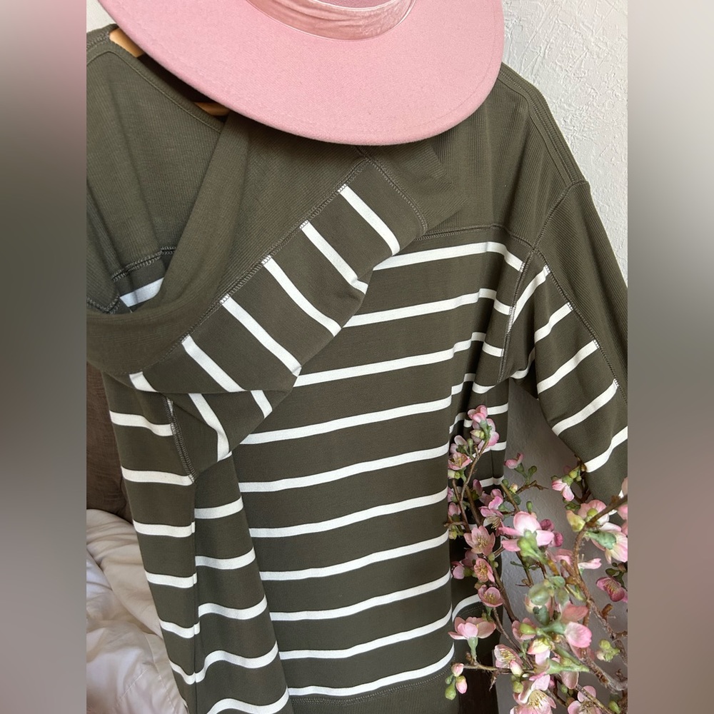 Women T Shirt round neck